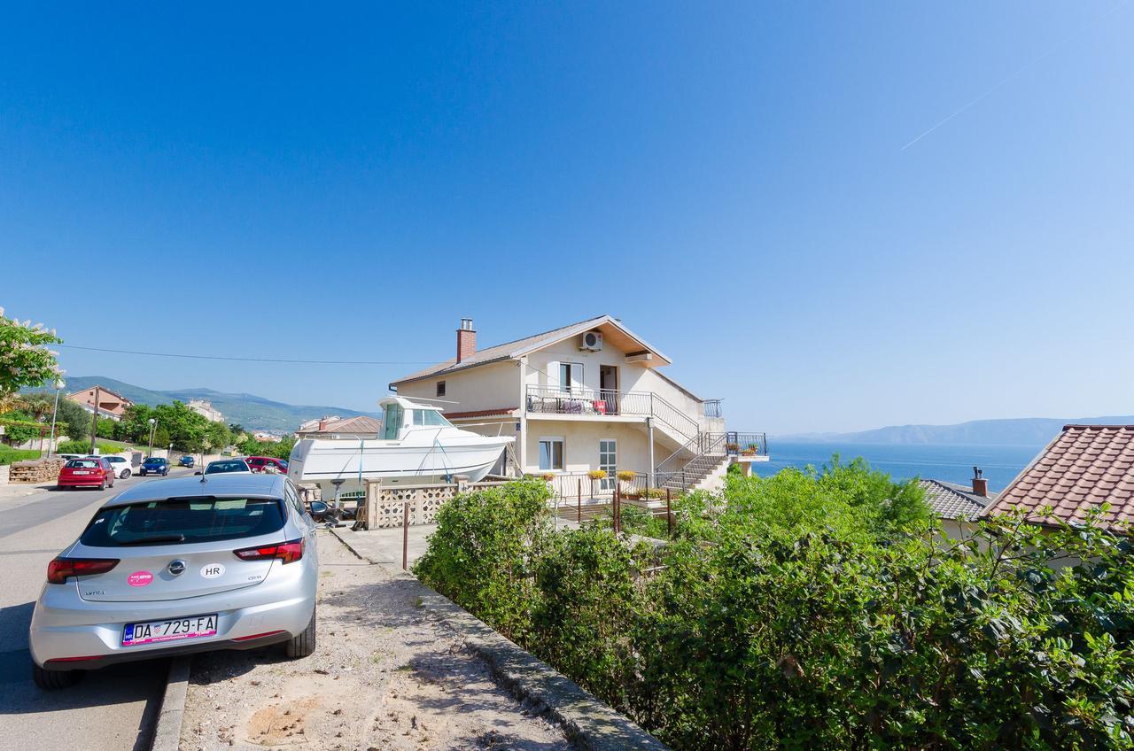 Apartments And Room Drazen Novi Vinodolski Luaran gambar